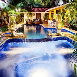 Frühstückspension Hacienda Boutique And Solo Adultos